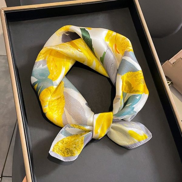 Carré 100 Soie Fleur Artistique Femme