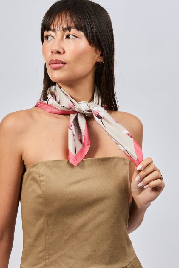 Carré soie premium – Collection Signature