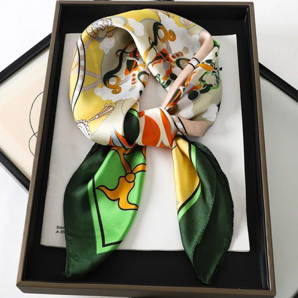 Foulard Carré Chic | La Parisienne