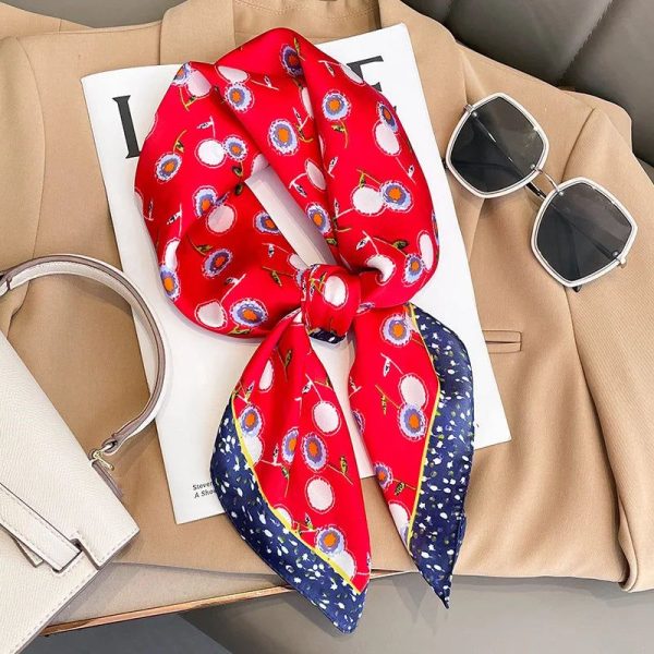 Foulard Carré Chic | La Parisienne