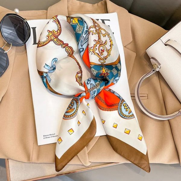 Foulard Carré Chic | La Parisienne